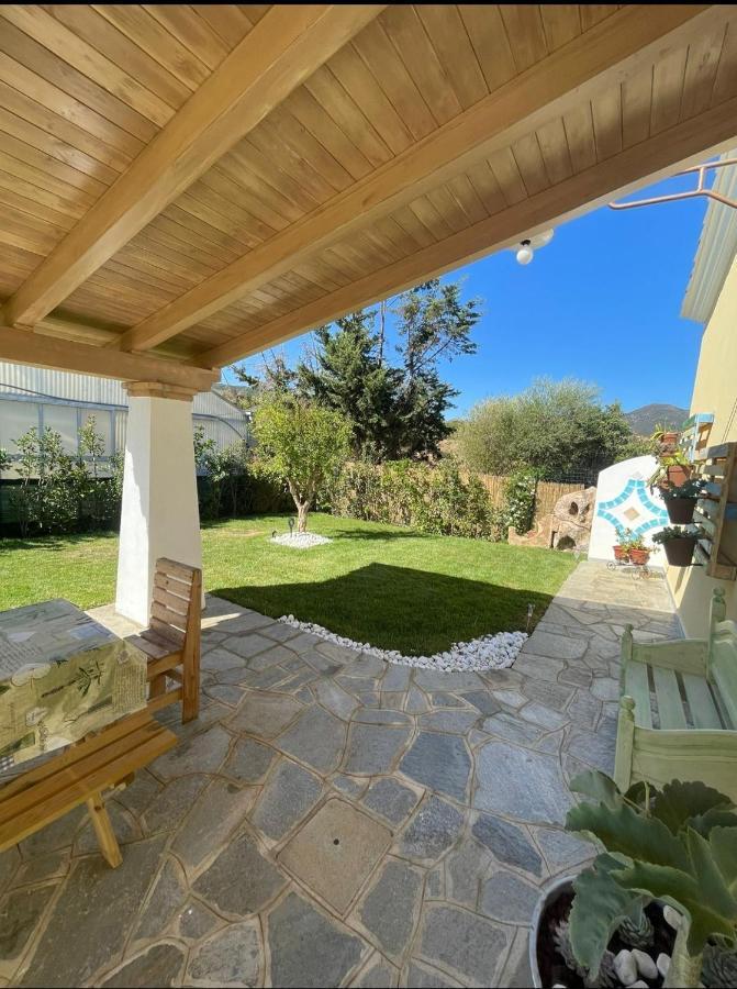 Il Casale Villa Budoni Exterior photo