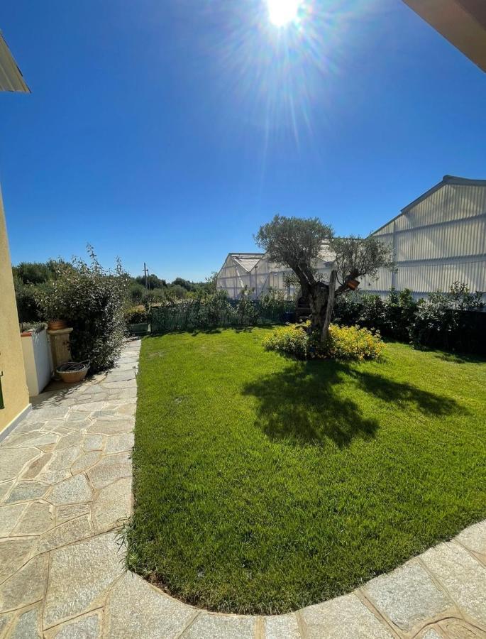 Il Casale Villa Budoni Exterior photo
